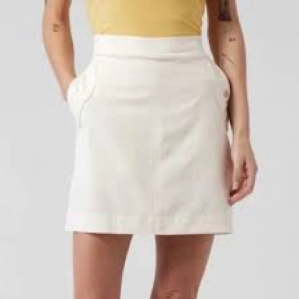 Athleta Cream Vienna‎ Cargo Skort Size 10 EUC